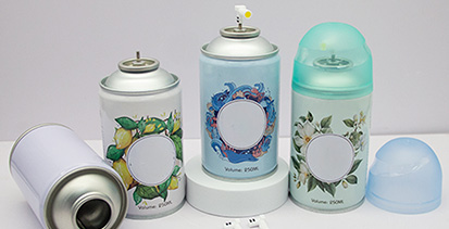 Печать и размещение логотипа на жестяных аэрозольных баллончиках.